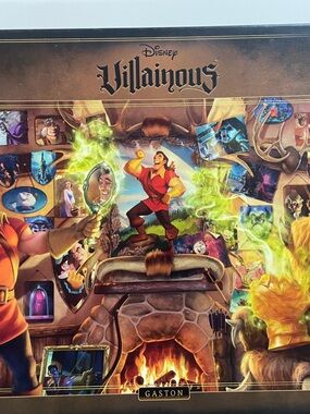 Ravensburger Disney Villainous Gaston Puzzle - Brown, Red, Green, Yellow, Black
